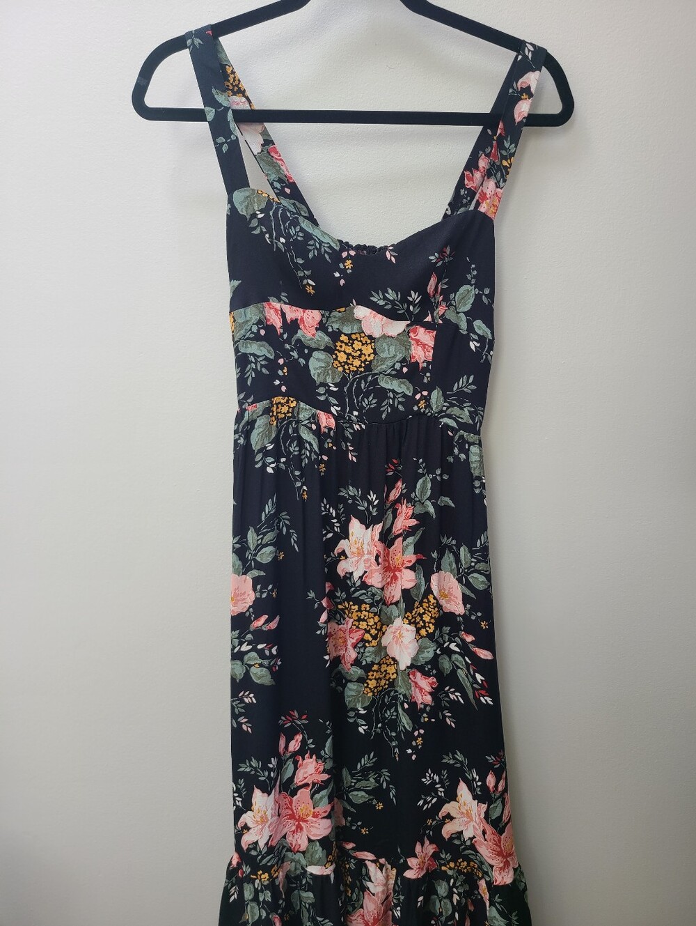 Reformation Celestia Dress - Picture 2 of 15